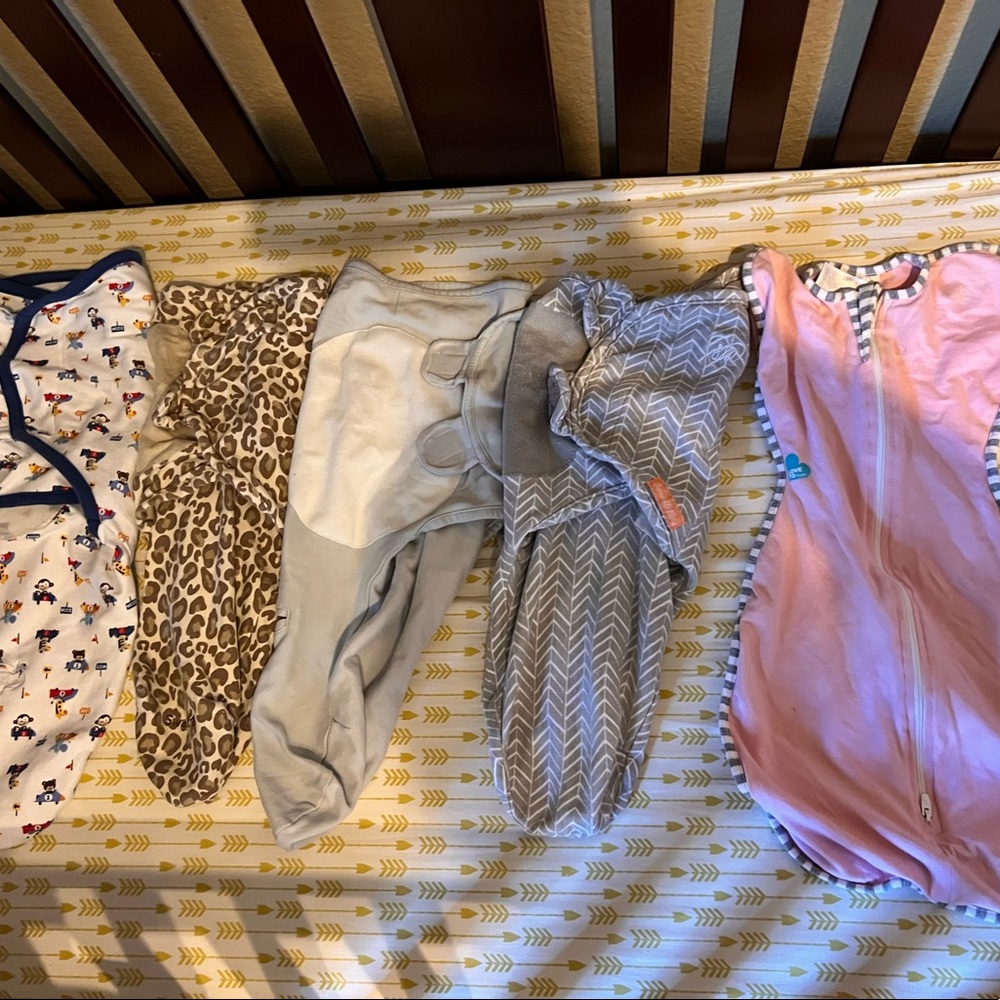 Baby swaddles